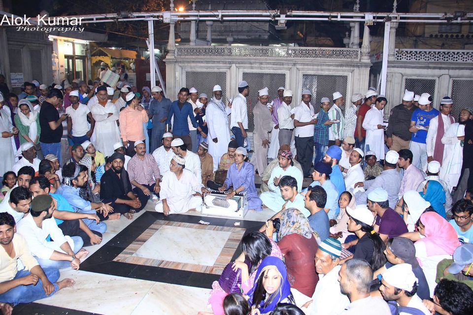 Photo of Dargah Hazrat Nizamuddin, New Delhi, Delhi, India by Nitesh Anand Rai