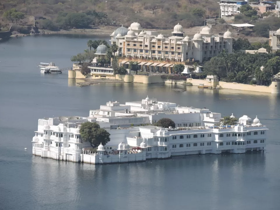 Photo of Udaipur, Rajasthan, India by Varun Vashishtha