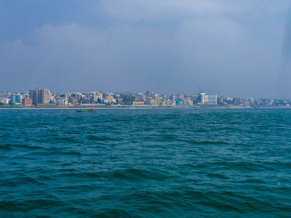 Photo of Vizag a land of Blue waves and Green mountains by Sourav Halder