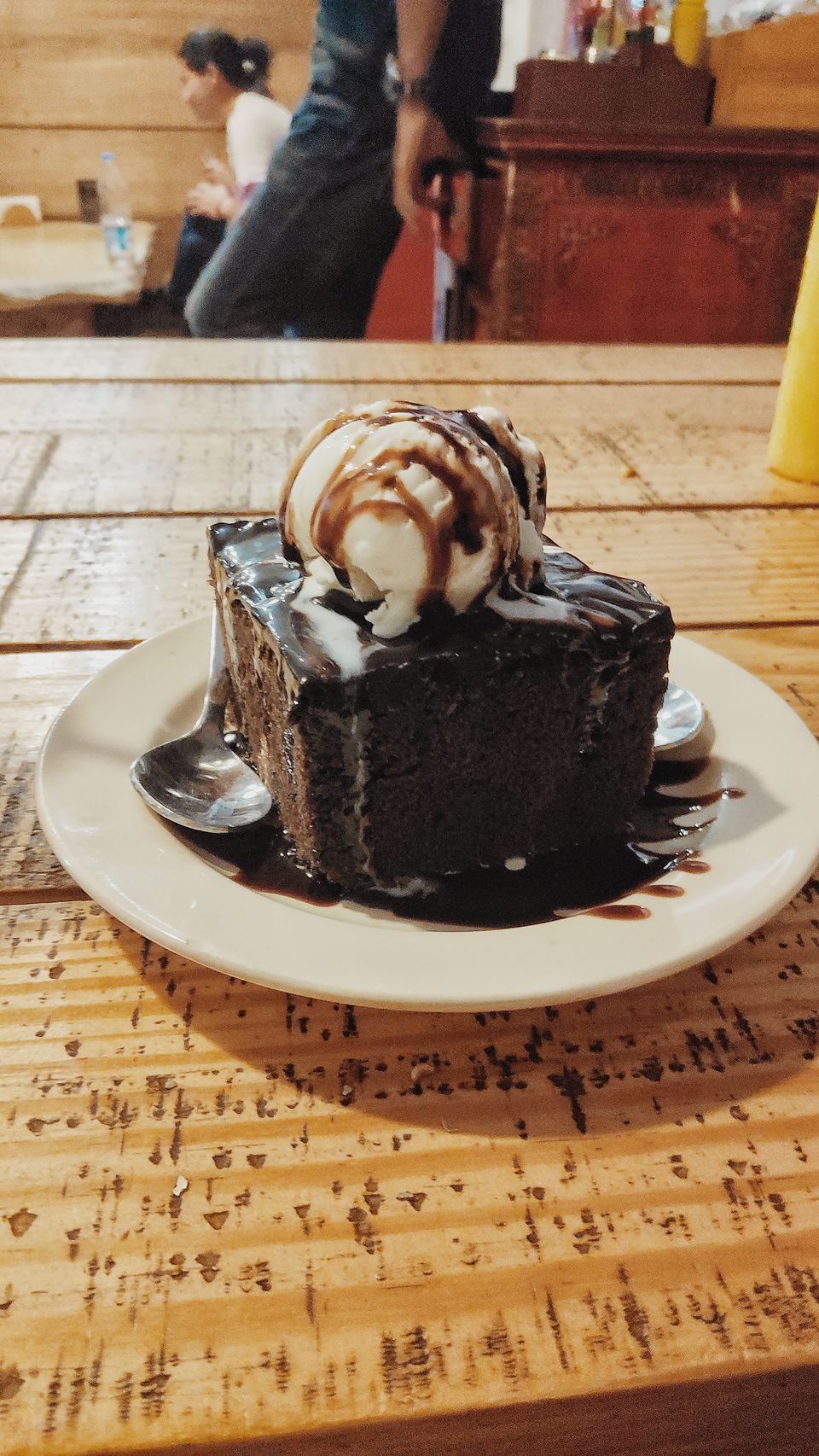 Photo of Exploring Majnu ka Tila, Eating Mud Cake at Ama Cafe | GarimaShares by Garima Bhaskar