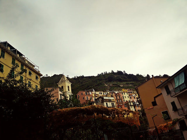 Photo of Don't Just Travel, Live! 7/86 by pallavi.mahajan48