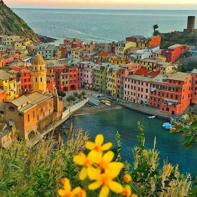 Photo of Don't Just Travel, Live! 6/86 by pallavi.mahajan48