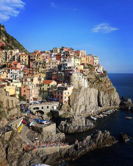 Photo of Don't Just Travel, Live! 11/86 by pallavi.mahajan48