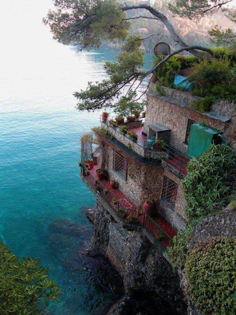 Photo of Don't Just Travel, Live! 14/86 by pallavi.mahajan48