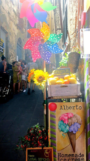 Photo of Don't Just Travel, Live! 40/86 by pallavi.mahajan48