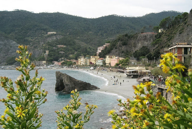 Photo of Don't Just Travel, Live! 74/86 by pallavi.mahajan48