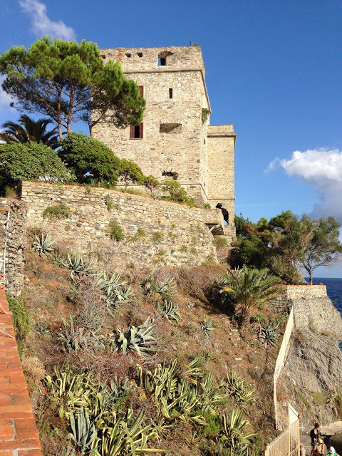 Photo of Don't Just Travel, Live! 72/86 by pallavi.mahajan48