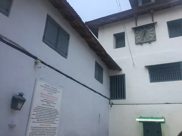 Photo of Paradesi Synagogue, Synagogue Lane, Jew Town, Kappalandimukku, Kochi, Kerala, India by Prafull