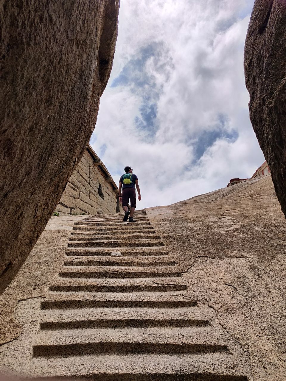 Photo of Hill Fort built by Indian Robin Hood - Gudibande #offbeatgetaway 8/17 by Prafull