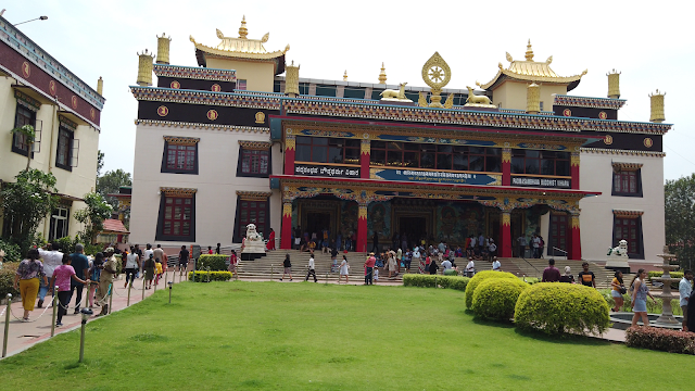 Photo of In search of peace - Namdroling Monastery 6/14 by Prafull