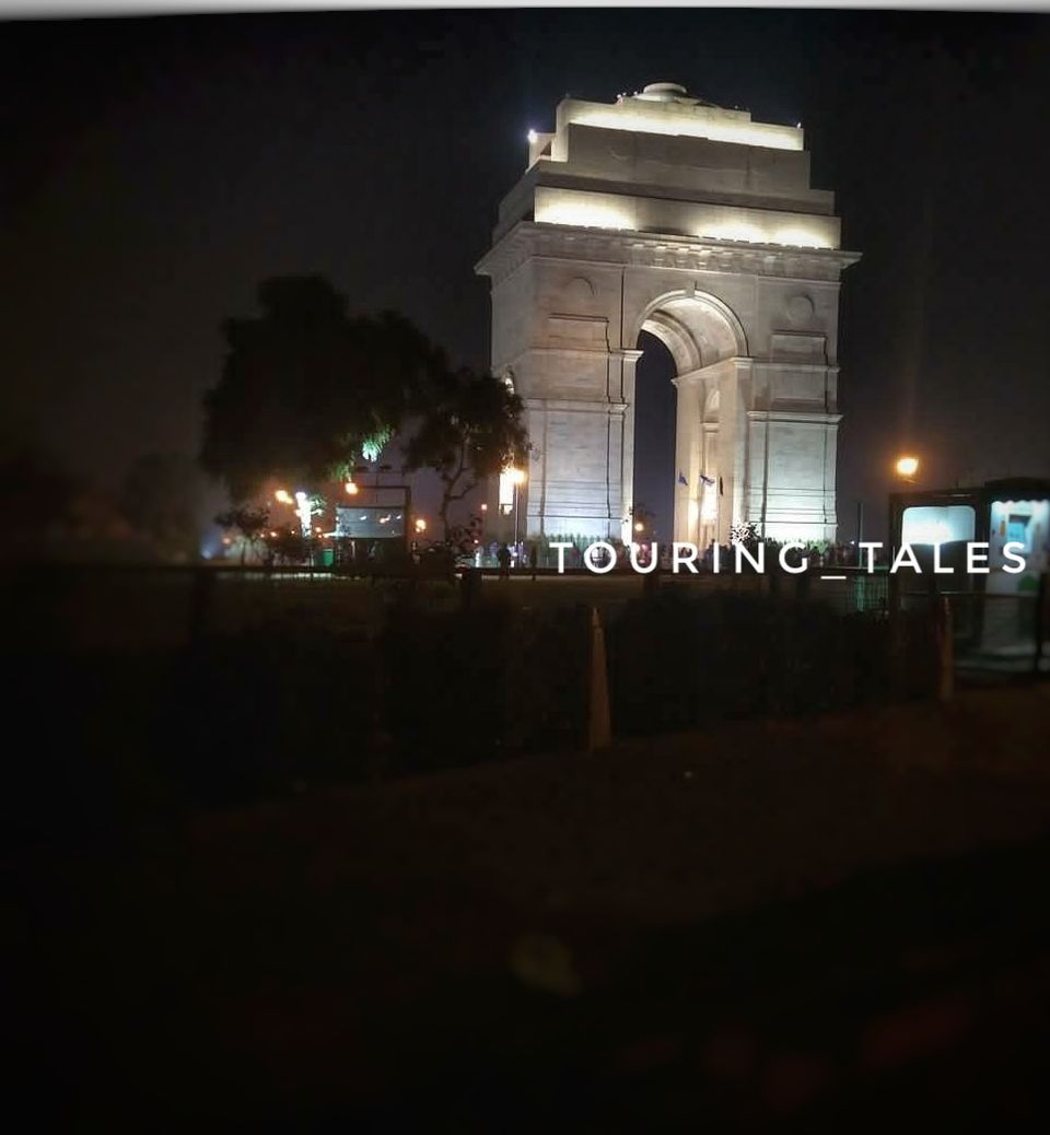 Photo of India Gate, Rajpath Marg, New Delhi, Delhi, India by Touring&tales