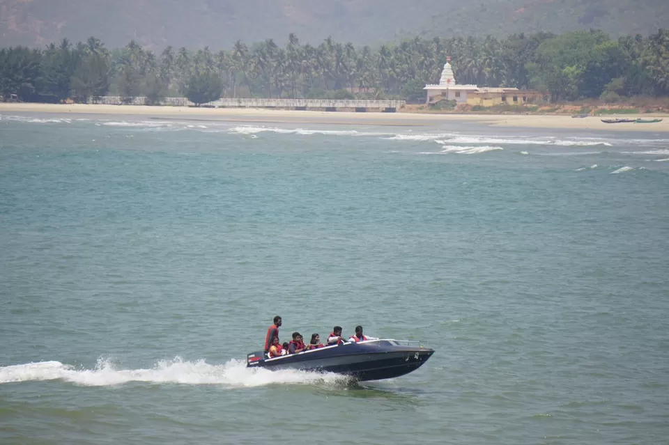 Photo of Murdeshwar, Karnataka, India by Akshaya G Rao