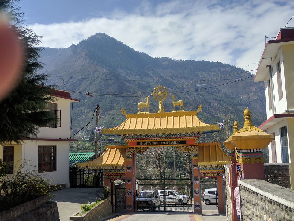 Photo of It's all about the mountains! by Mithra Ramesh