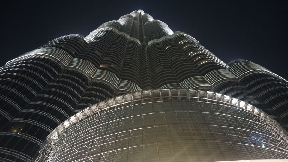 Photo of Why you must have dinner at this place inside the tallest building? by sahil purswani