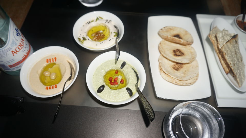 Photo of Why you must have dinner at this place inside the tallest building? by sahil purswani