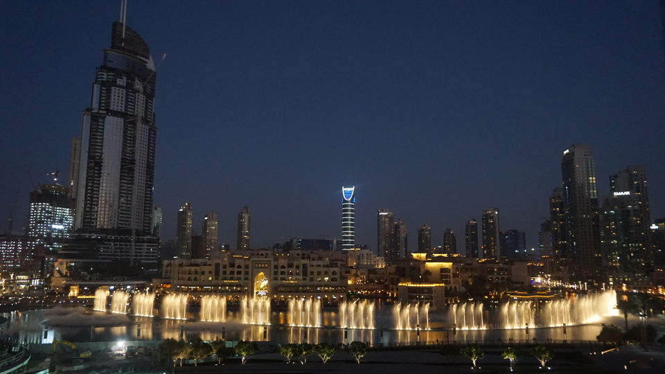 Photo of Why you must have dinner at this place inside the tallest building? by sahil purswani