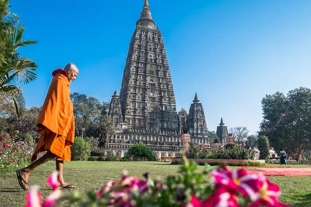 Photo of Mahabodhi Temple, Bodhgaya, Bihar, India by दो - घुमक्कड़ 