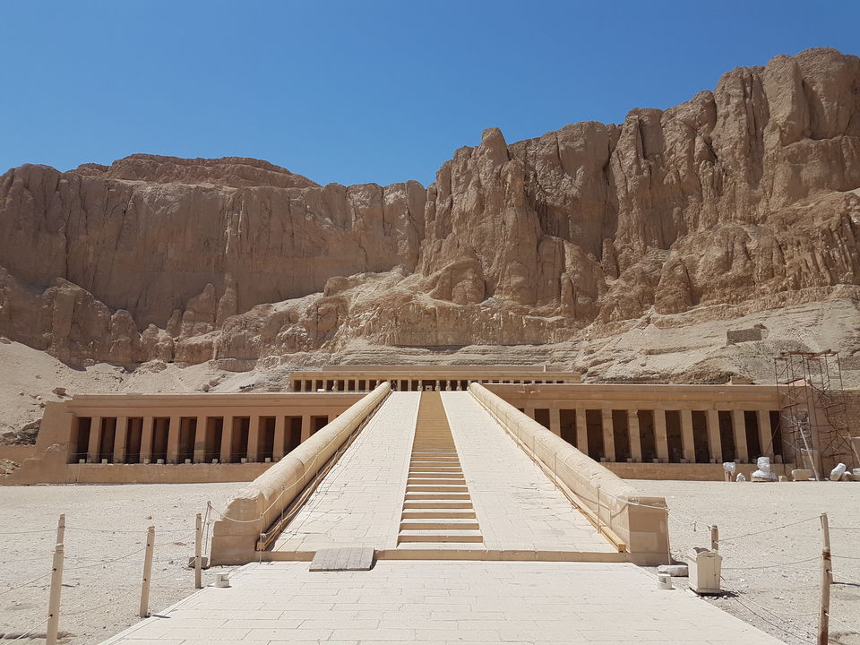 Photo of Valley of the Kings, Qesm Al Wahat Al Khargah, New Valley Governorate, Egypt by Rashmi Shetty