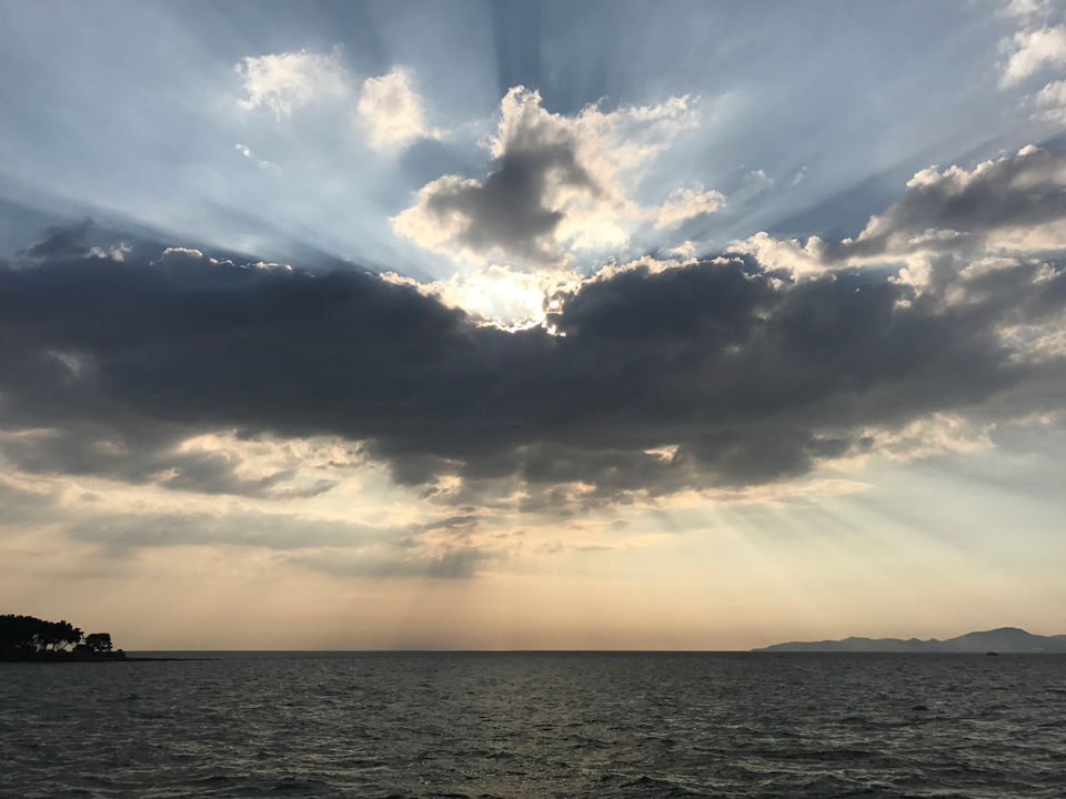 Photo of Royal Cliff Hotels Group Pattaya City Chon Buri Thailand by Roshan Rajwani