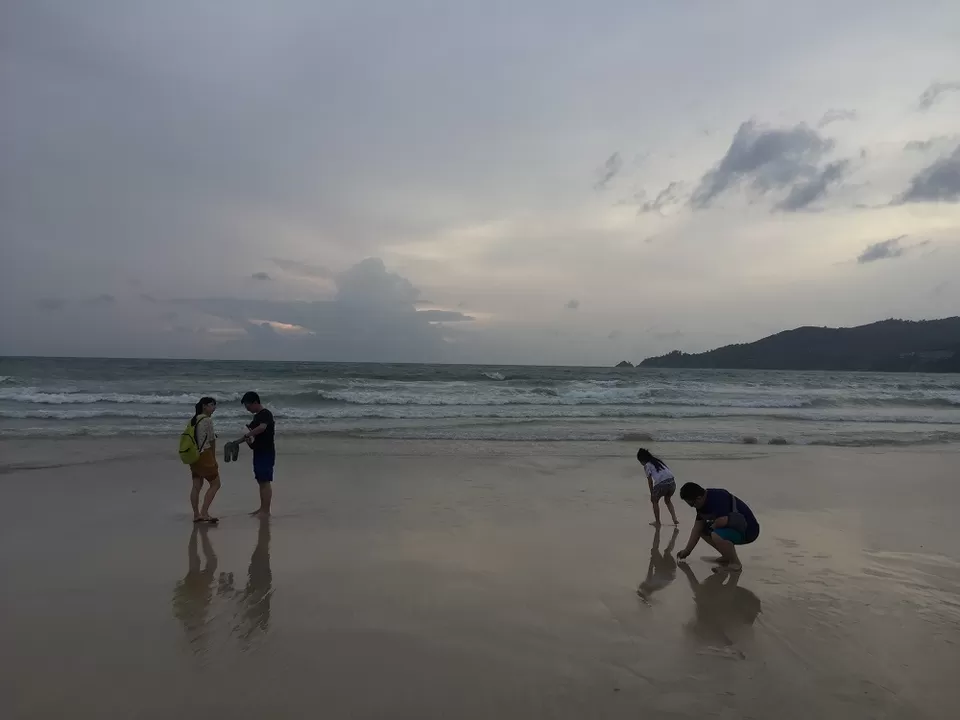 Photo of Patong Beach Patong Phuket Thailand by Eleutheromaniac