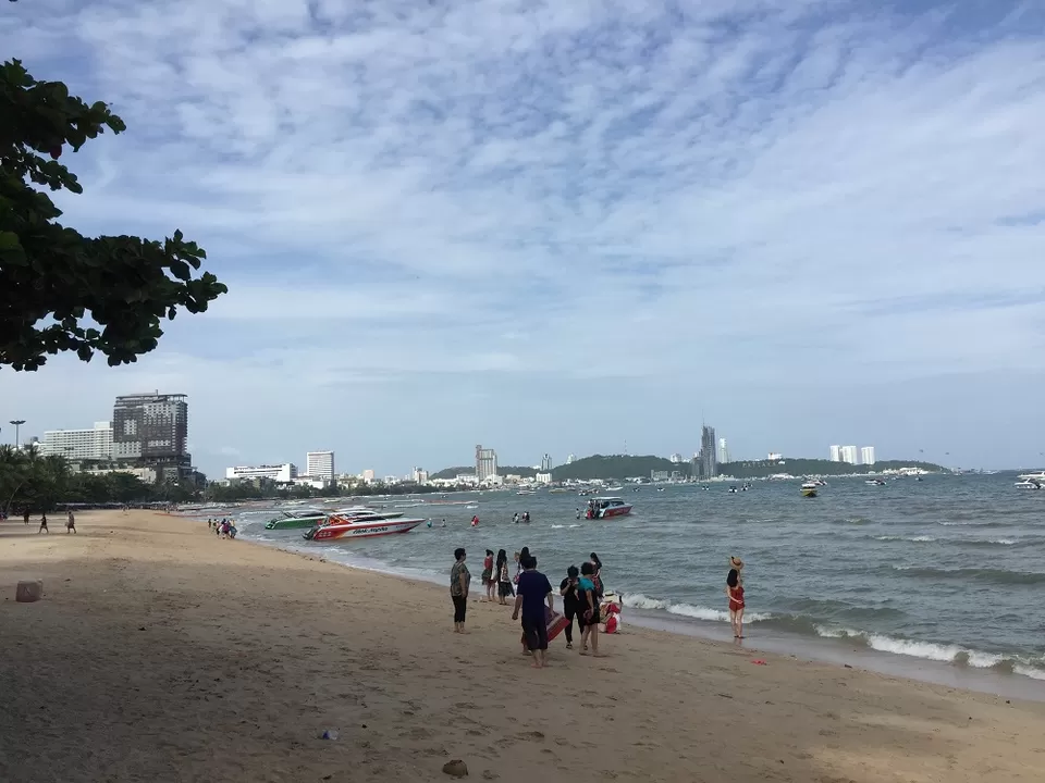 Photo of Pattaya Beach Satun Thailand by Eleutheromaniac