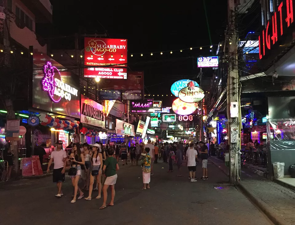 Photo of Walking Street Pattaya Pattaya City Chon Buri Thailand by Eleutheromaniac
