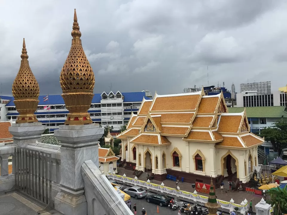 Photo of Wat Tri Mit - The Golden Buddha Temple Tri Mit Road Bangkok Thailand by Eleutheromaniac