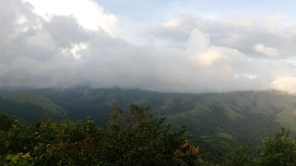 Photo of Mandalpatti, Hammiyala, Karnataka, India by Footloose Backpackers