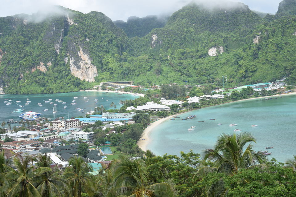 Photo of Koh Phi Phi (Tonsai Pier) Ao Nang Krabi Thailand by Footloose Backpackers