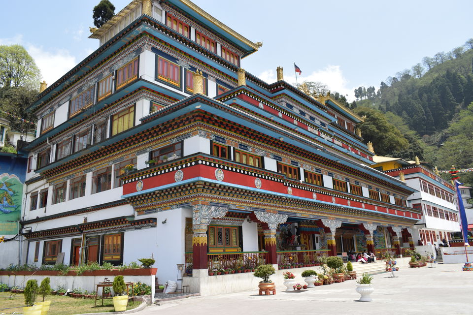 Photo of Dali Monastery, West Point, Darjeeling, West Bengal, India by Footloose Backpackers