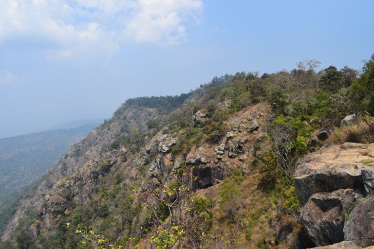Photo of Karadiyoor View Point, Nagloor Kolakoor Road, Karadiyoor, Elavadi, Tamil Nadu, India by Footloose Backpackers