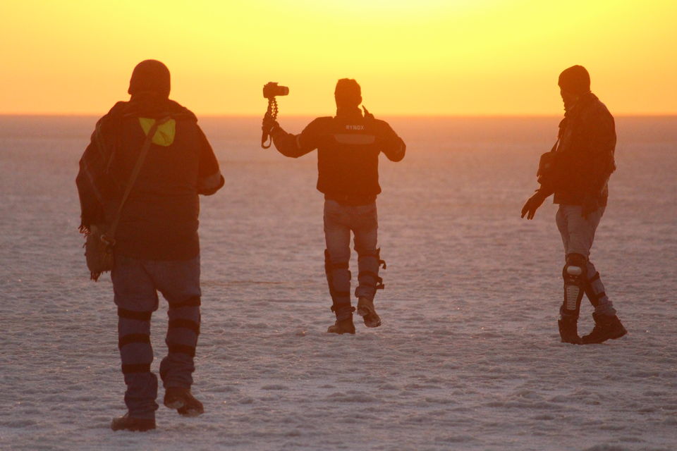 Photo of Rann of Kutch, Kutch, Gujarat, India by Srinivas Murthy