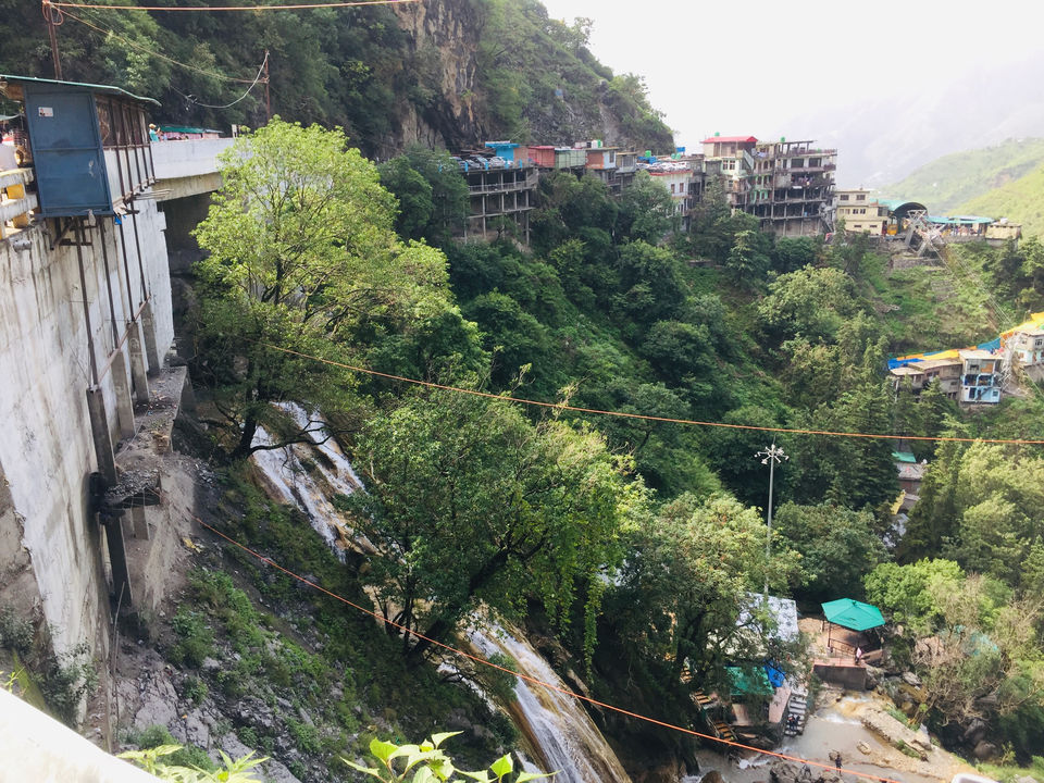 Photo of Kempty Falls, Lakhwad, Kempty, Mussoorie, Uttarakhand, India by srishti