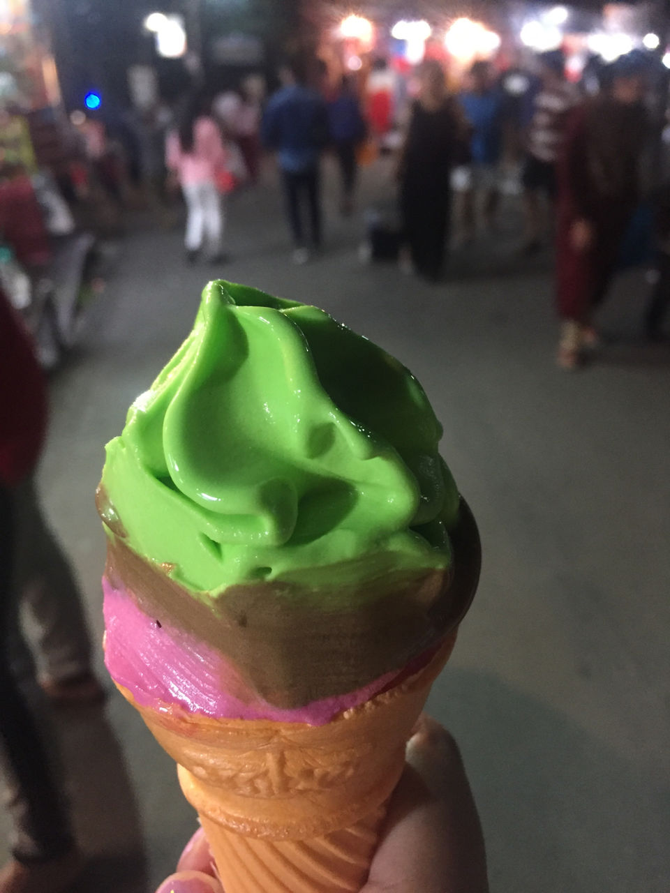 Photo of The Mall Road, Mussoorie, Uttarakhand, India by srishti