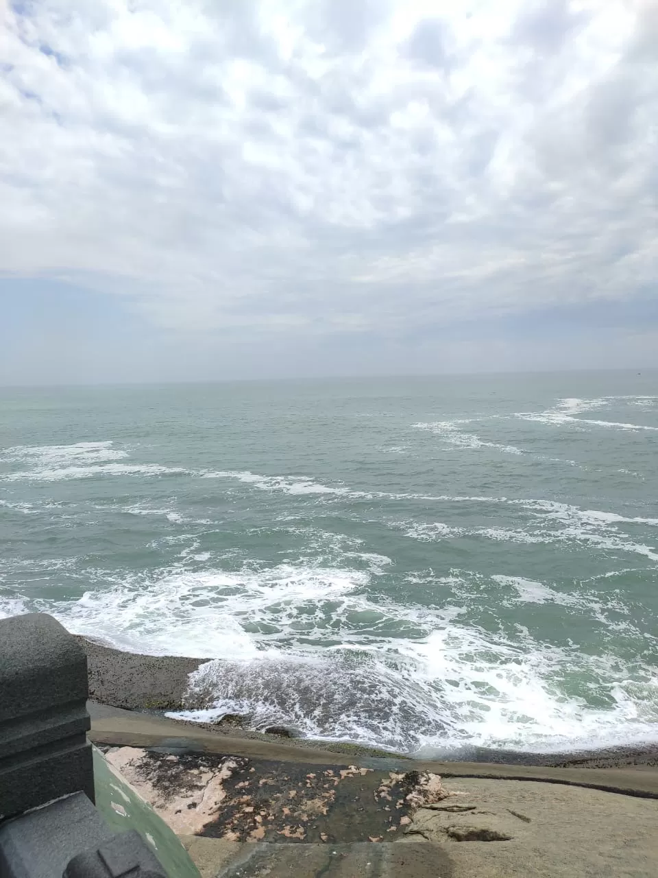 Photo of Vivekananda Rock Memorial, Kanyakumari, Tamil Nadu, India by Traveltemptationss 