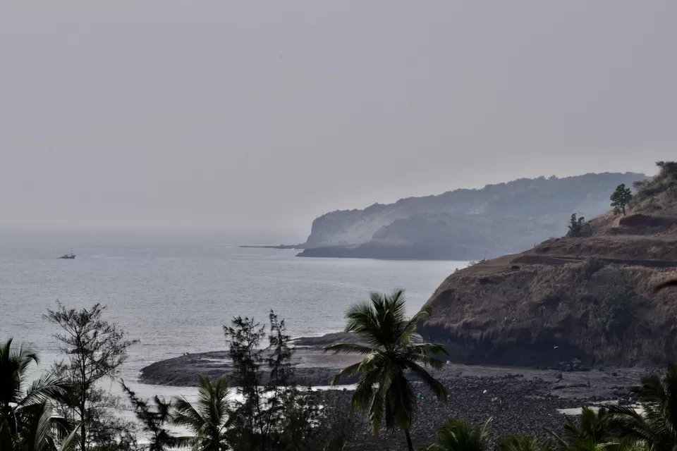 Photo of Velneshwar Beach, Maharashtra by Nomadic Meteor