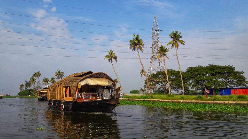 Photo of That's Why Kerala is called God's Own Country. by Souvanik Goon
