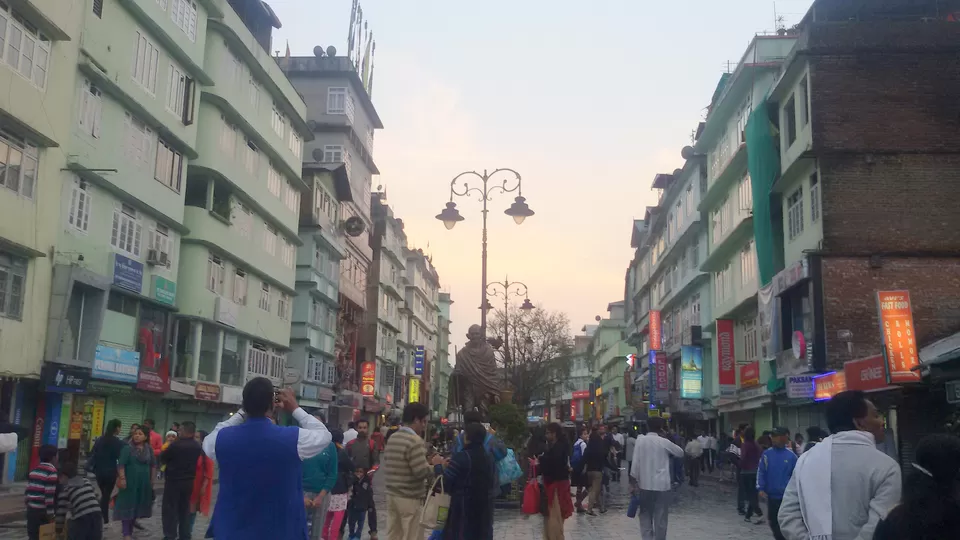 Photo of MG Marg Market, Arithang, Gangtok, Sikkim, India by Souvanik Goon