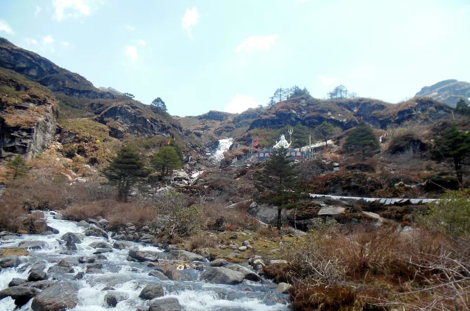 Photo of Baba Mandir, East Sikkim, Sikkim, India by Souvanik Goon