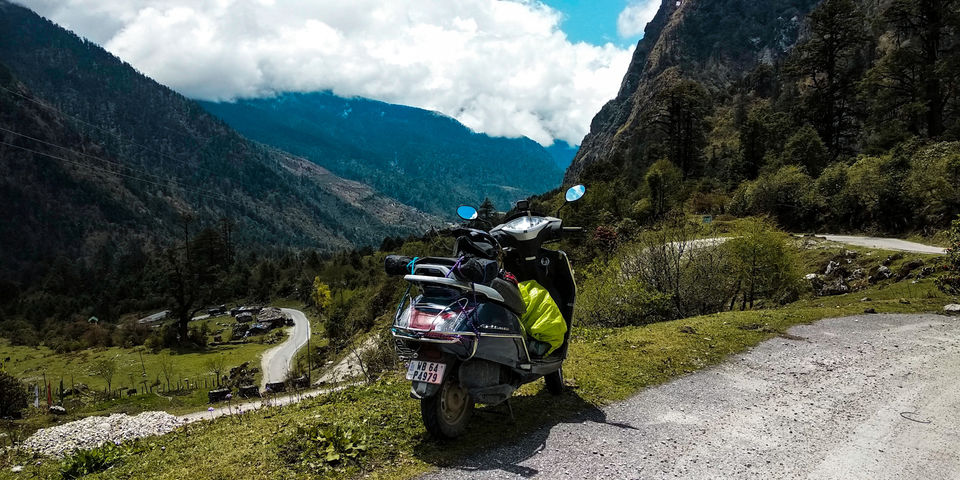 Photo of North Sikkim | Road trip to Gurudongmar Lake | Yumthang | Zero Point | by Souvanik Goon