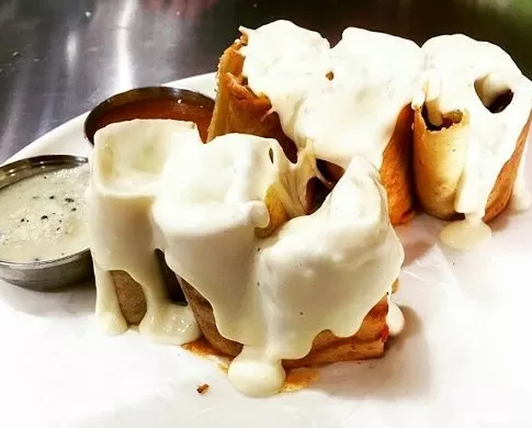 Photo of Pure Milk & Snacks Center, Ghatkopar East, Mumbai, Maharashtra, India by Prerna Gore