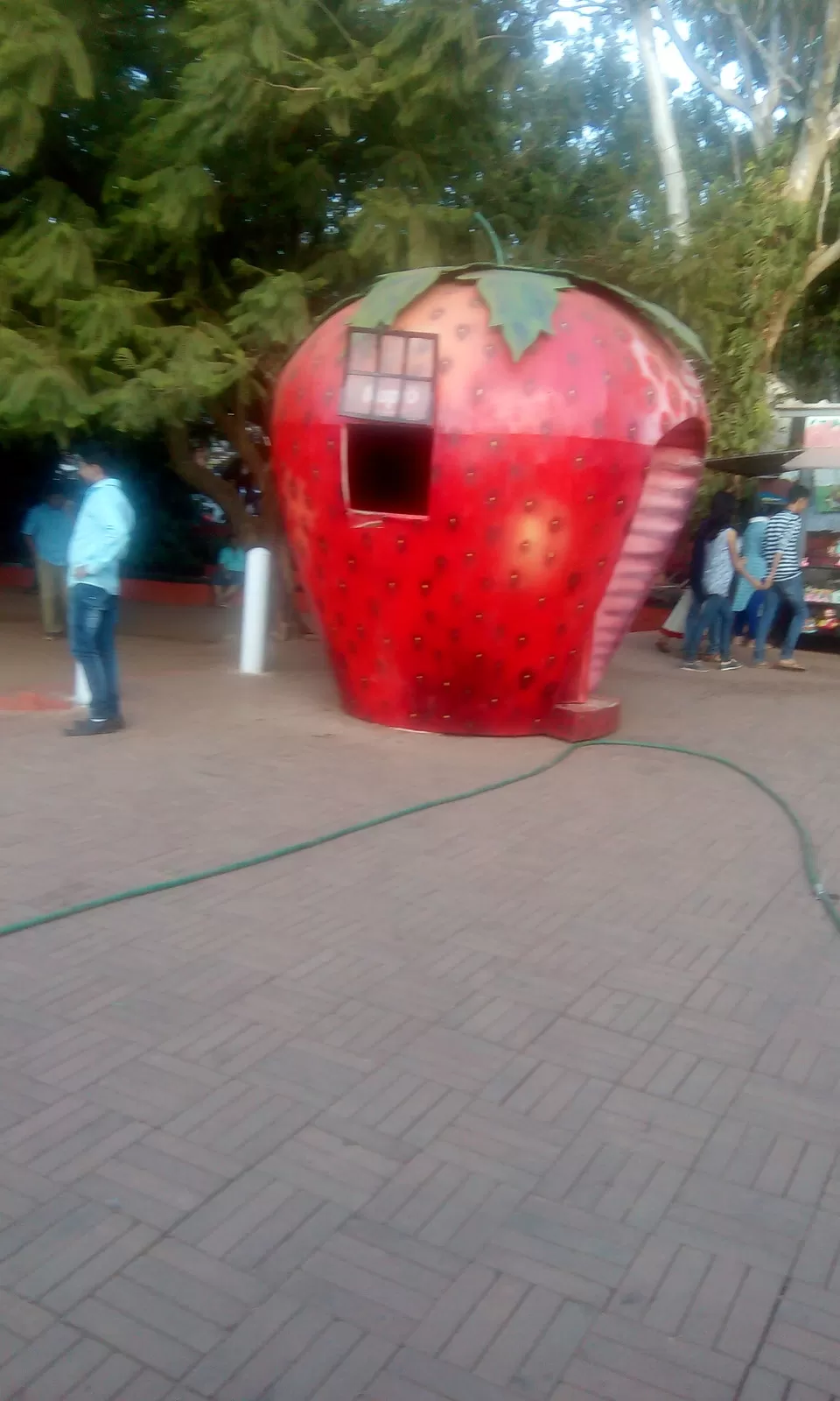 Photo of Mapro Garden, Mahabaleswar - Panchgani Road, Gureghar, Maharashtra, India by Aarush Tandon