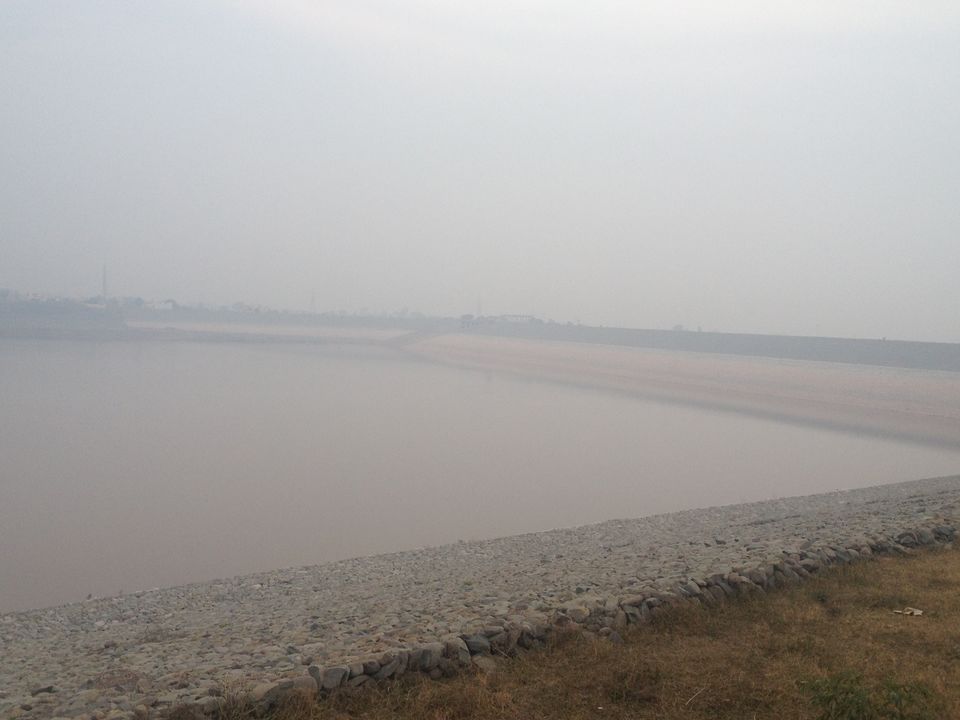 Photo of Kaushalya Dam, Panchkula, Haryana, India by Aarush Tandon