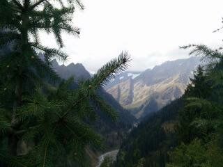 Photo of Solang Valley, Burwa, Himachal Pradesh, India by Aarush Tandon