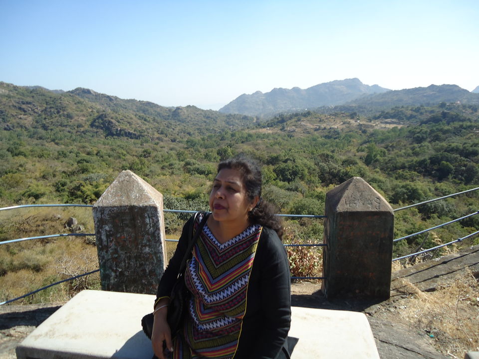 Photo of Trevor's Tank, Mount Abu, Rajasthan, India by Aarush Tandon