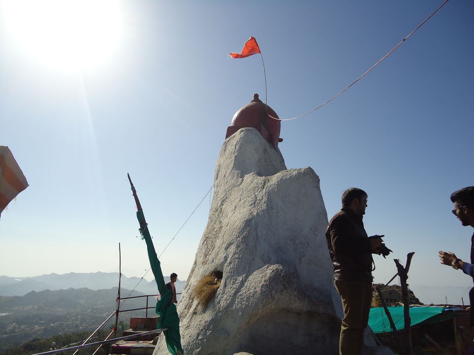 Photo of Guru Shikhar, Mount Abu, Rajasthan, India by Aarush Tandon