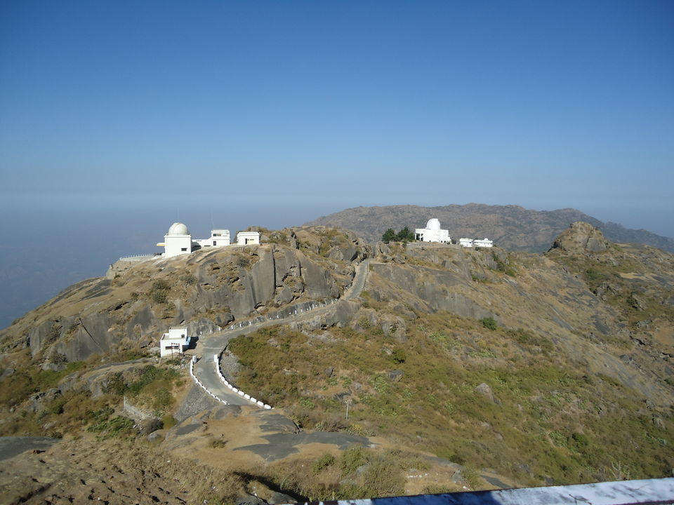 Photo of Guru Shikhar, Mount Abu, Rajasthan, India by Aarush Tandon