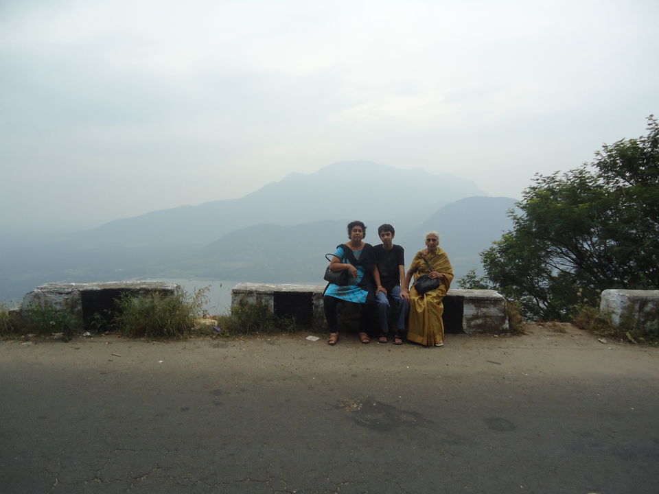 Photo of Mattupetty Lake, Kannan Devan Hills, Kerala, India by Aarush Tandon