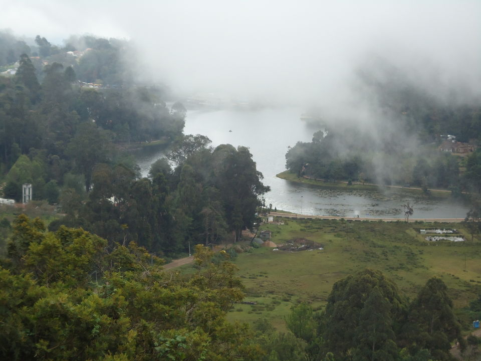Photo of Mattupetty Lake, Kannan Devan Hills, Kerala, India by Aarush Tandon