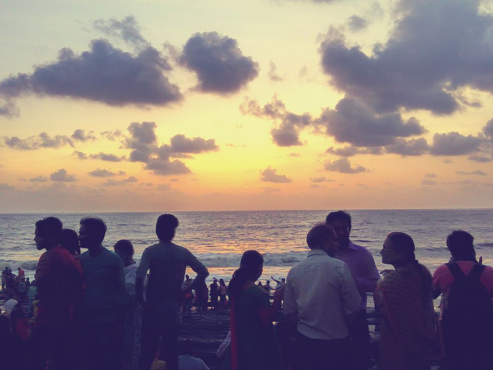 Photo of Bandstand Road, Bandra West, Mumbai, Maharashtra, India by Aarush Tandon